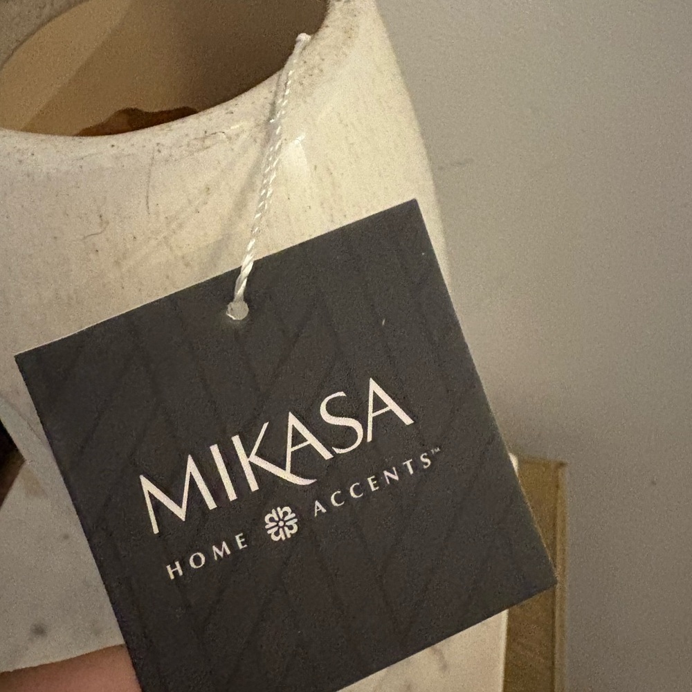 MIKASA Vase NWT - Picture 2 of 8